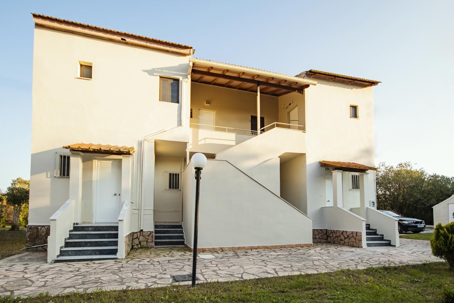 דירות לפקימי Parakladi Seaside Retreat מראה חיצוני תמונה