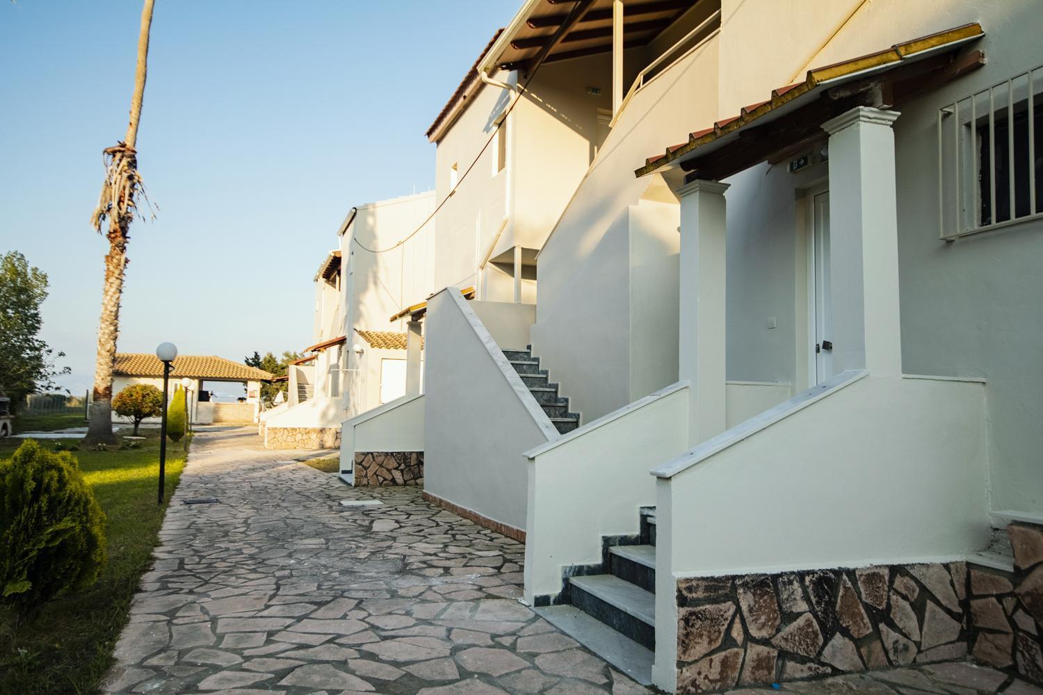 דירות לפקימי Parakladi Seaside Retreat מראה חיצוני תמונה